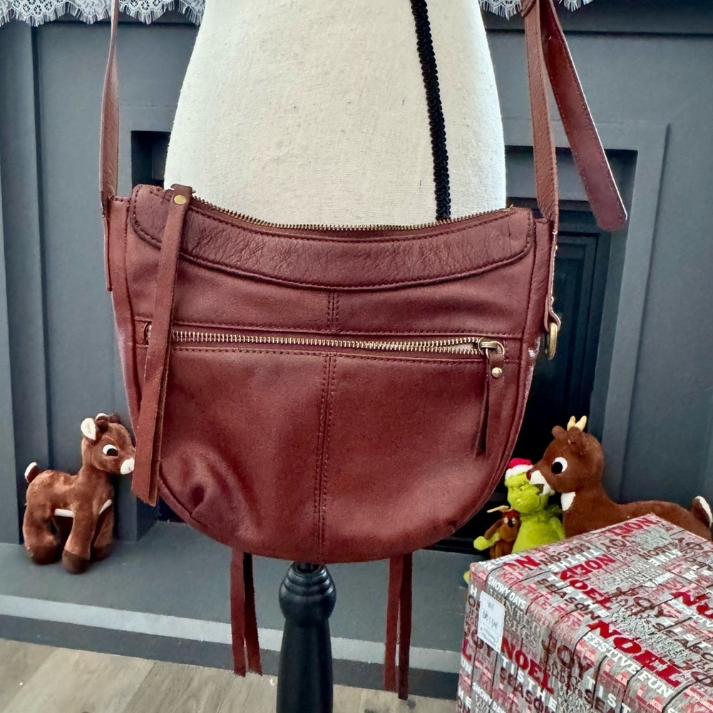 Lucky Brand Leather Crossbody Bag with Fringe & Zip Details - Picture 3 of 7